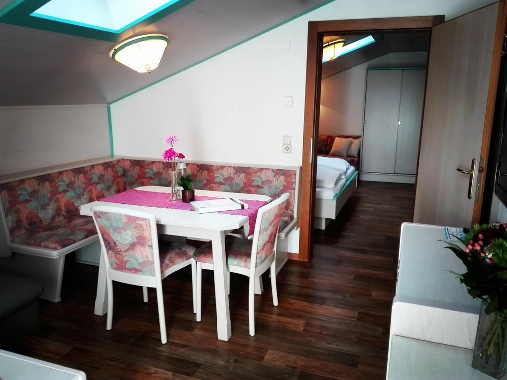 Haus Monika Apartamento Oetz Exterior foto